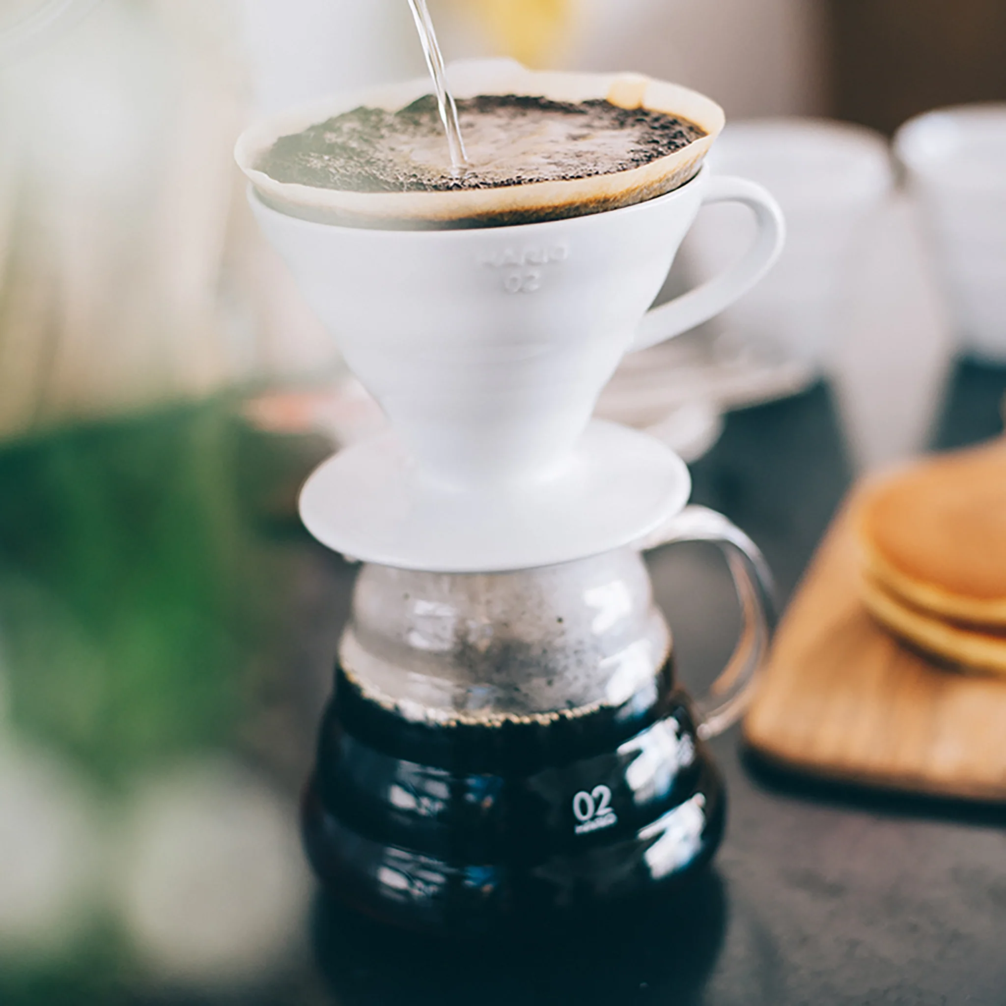V60 Ceramic Coffee Dripper 02 - Image 2