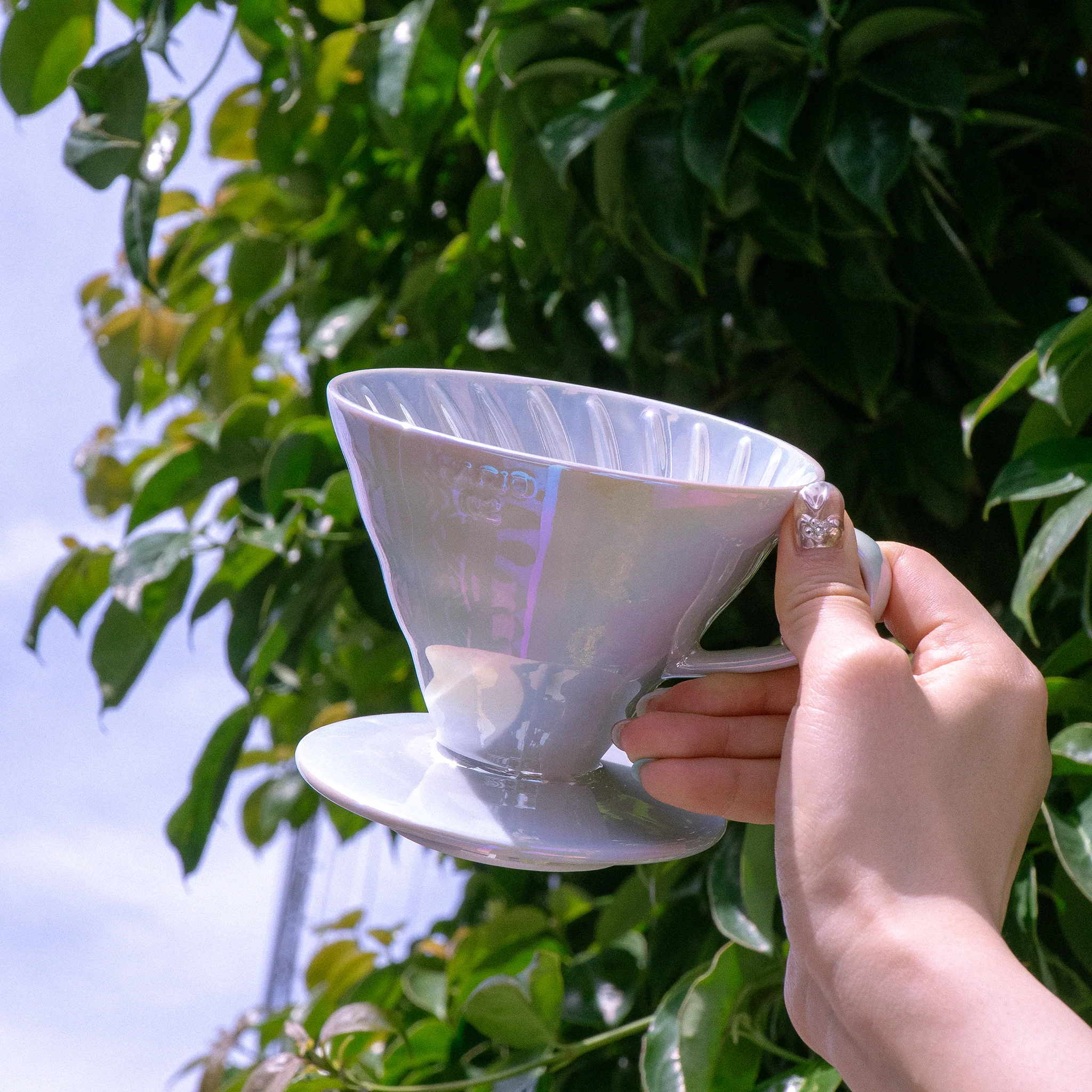 V60 Ceramic Coffee Dripper 02 - Pearl - Image 2