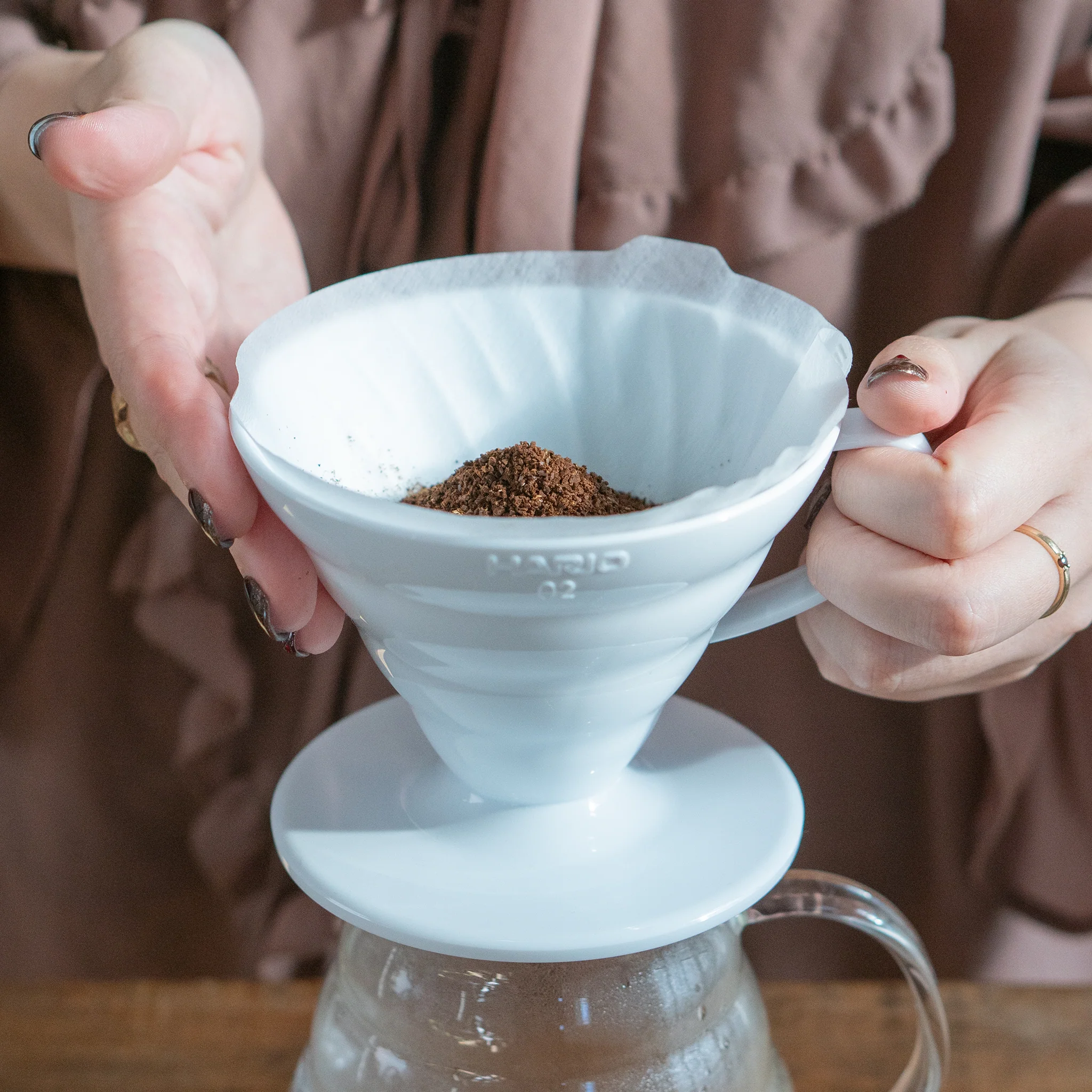 V60 Plastic Coffee Dripper 02 - Image 8
