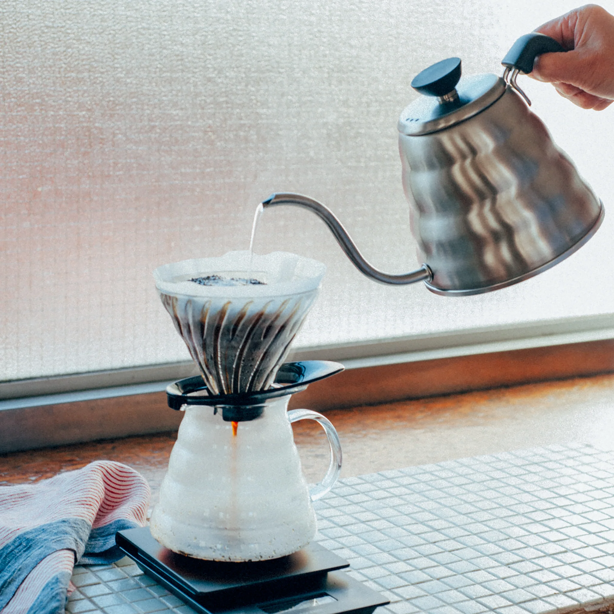V60 Drip Kettle Buono - 1.2L - Image 3
