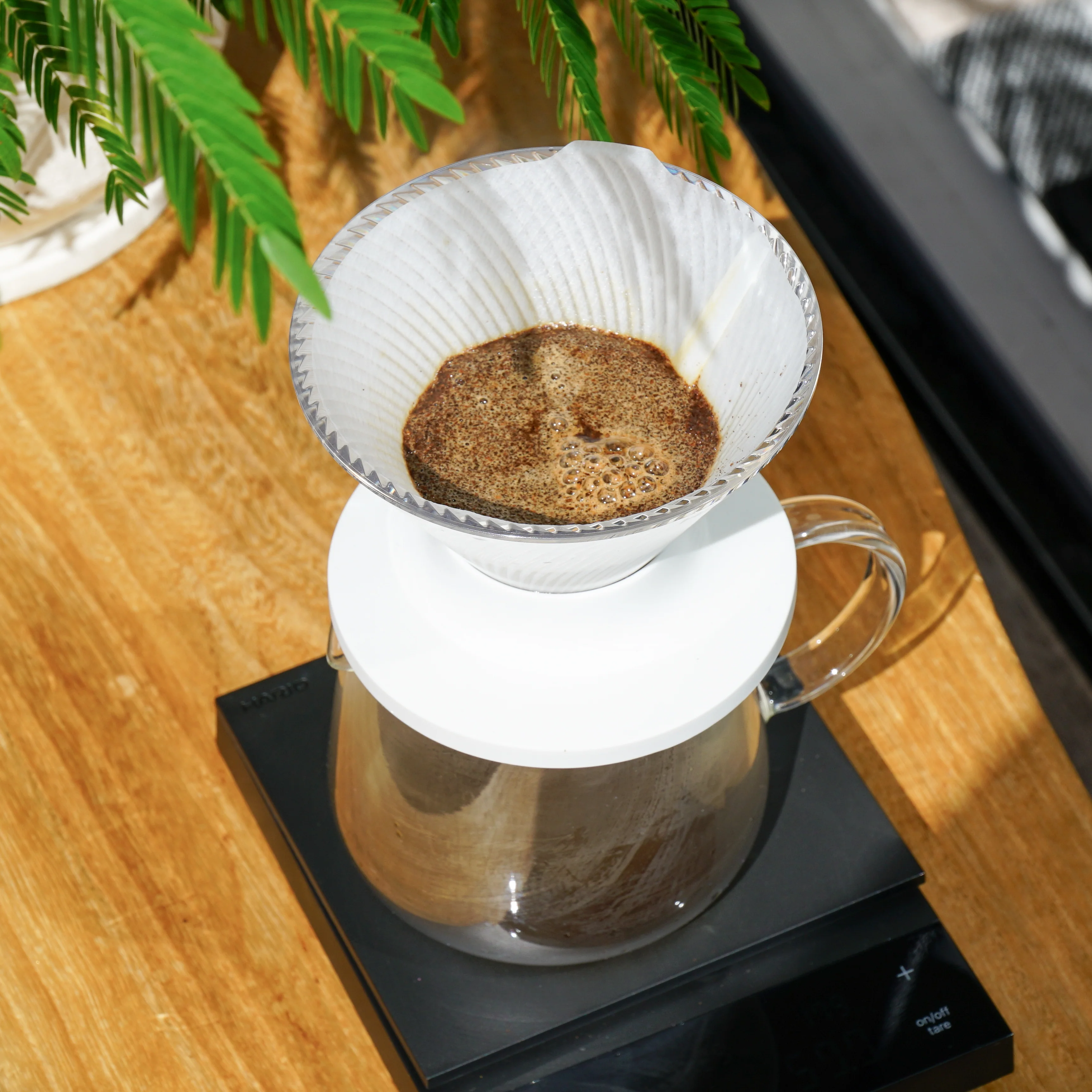 V60 Dripper NEO 02 Transparent / Amber - Image 5