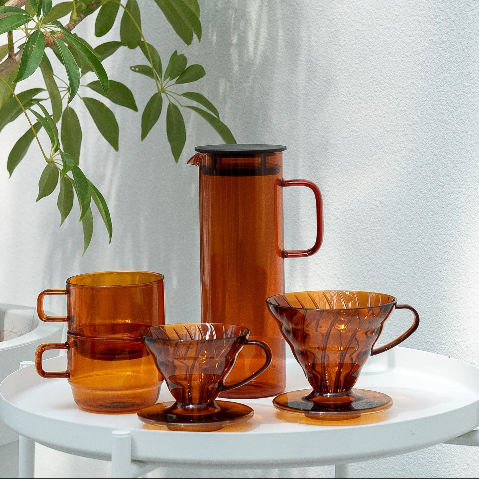 V60 Plastic Coffee Dripper 02 / Amber - Image 6